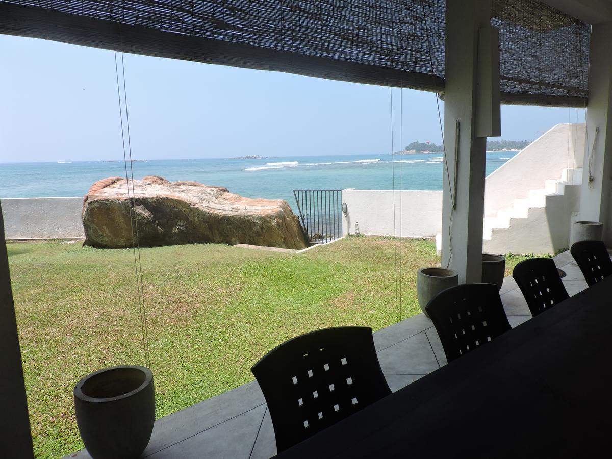 Galle Henna Beach House Unawatuna Esterno foto