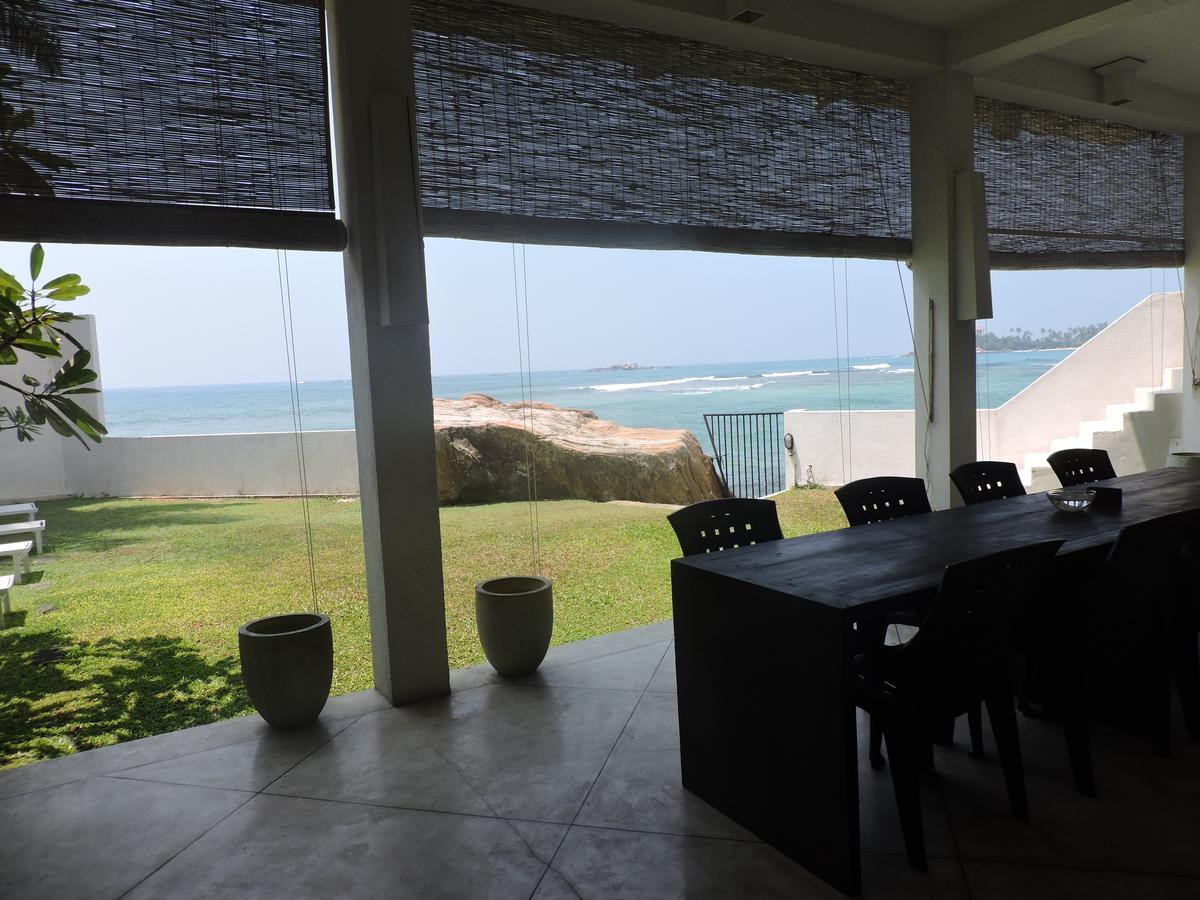 Galle Henna Beach House Unawatuna Esterno foto