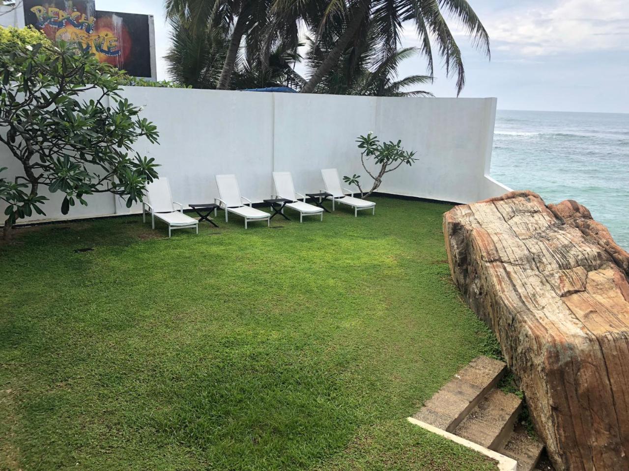 Galle Henna Beach House Unawatuna Esterno foto